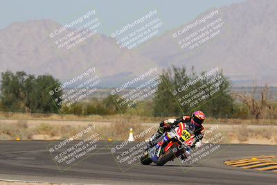 media/Oct-08-2023-CVMA (Sun) [[dbfe88ae3c]]/Race 5 Amateur Supersport Open/